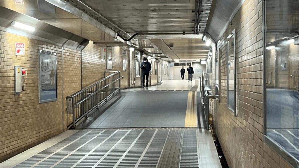 使いづらい福島駅の東西自由通路